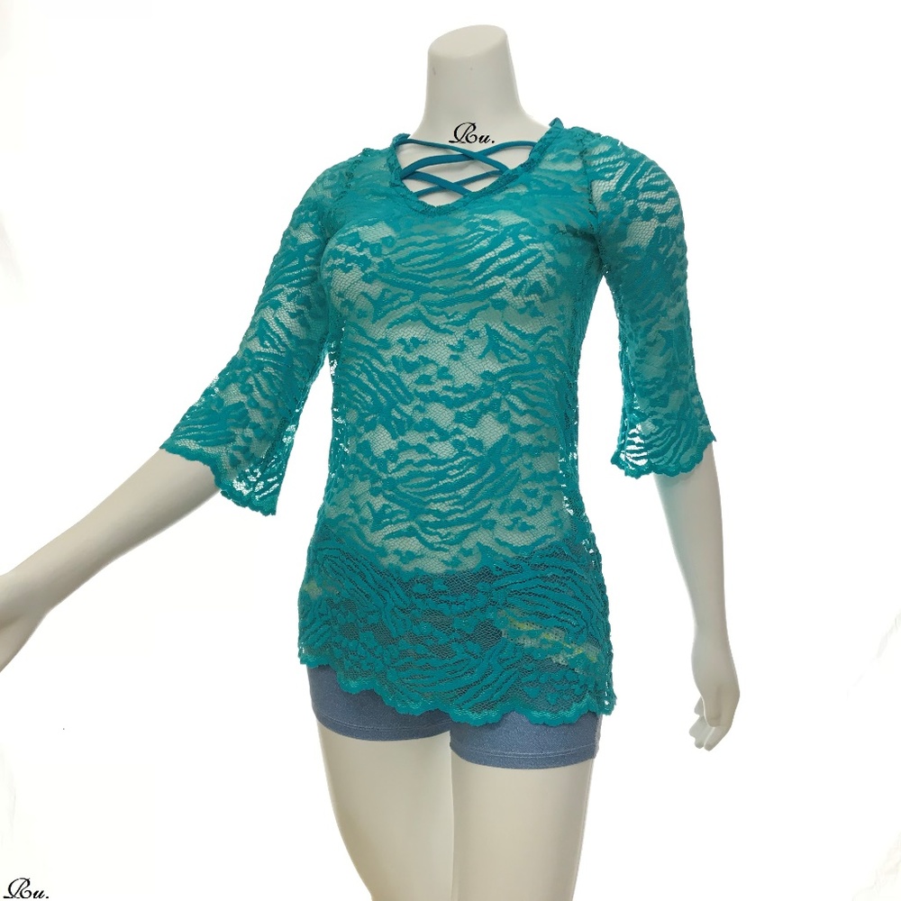 California kisses Girls Lace Tunic Sizes S-M-L